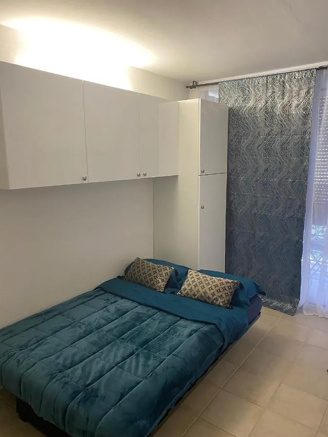 Joli Studio Neuf Av Terrasse A 50 M De La Mer Et Gare Roquebrune-Cap-Martin 0*,
